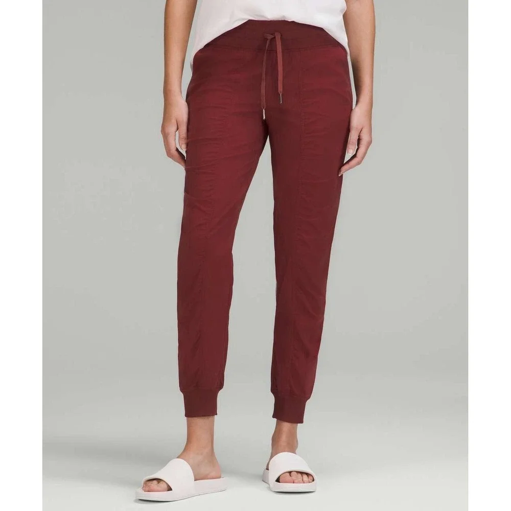 Lululemon Dance Studio Full Length Jogger Pants Women's Sz 4 Red Merlot Joggers